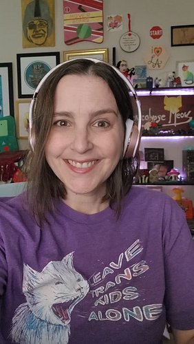 Final stream for @pointofprideorg starting right now!

#twitchartist #pointofpride #pride🌈 #embroidery #watercolor