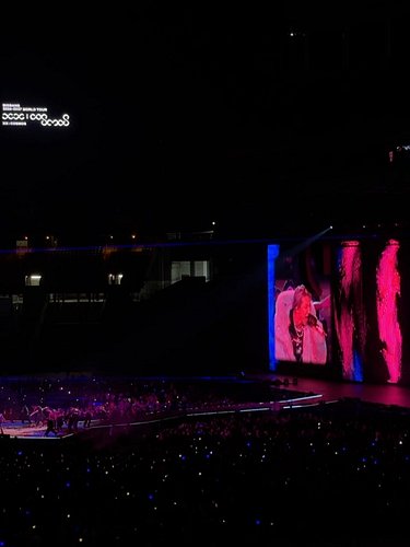 HOME SWEET HOME

BIG

BANG

AHH

🩷🩵💛

🌼

The performance was better at Coachella 🤪iykyk

Never thought I’d ever hear this liv...