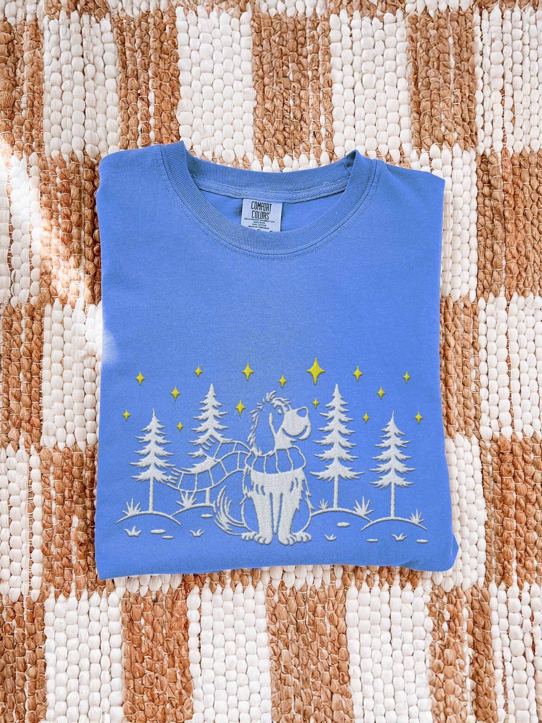 Saint Bernard Winter/Christmas Line Art Design Embroidered T-Shirt product image (1)