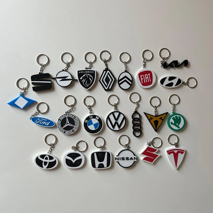 Car brand keychains product image (1)