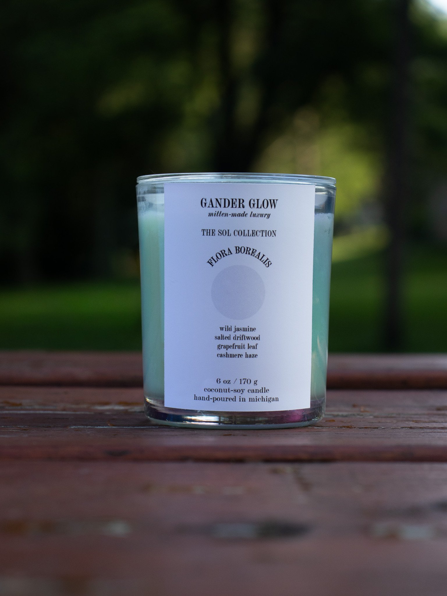 Flora Borealis Scented Coconut-Soy Wax Candle product image (2)