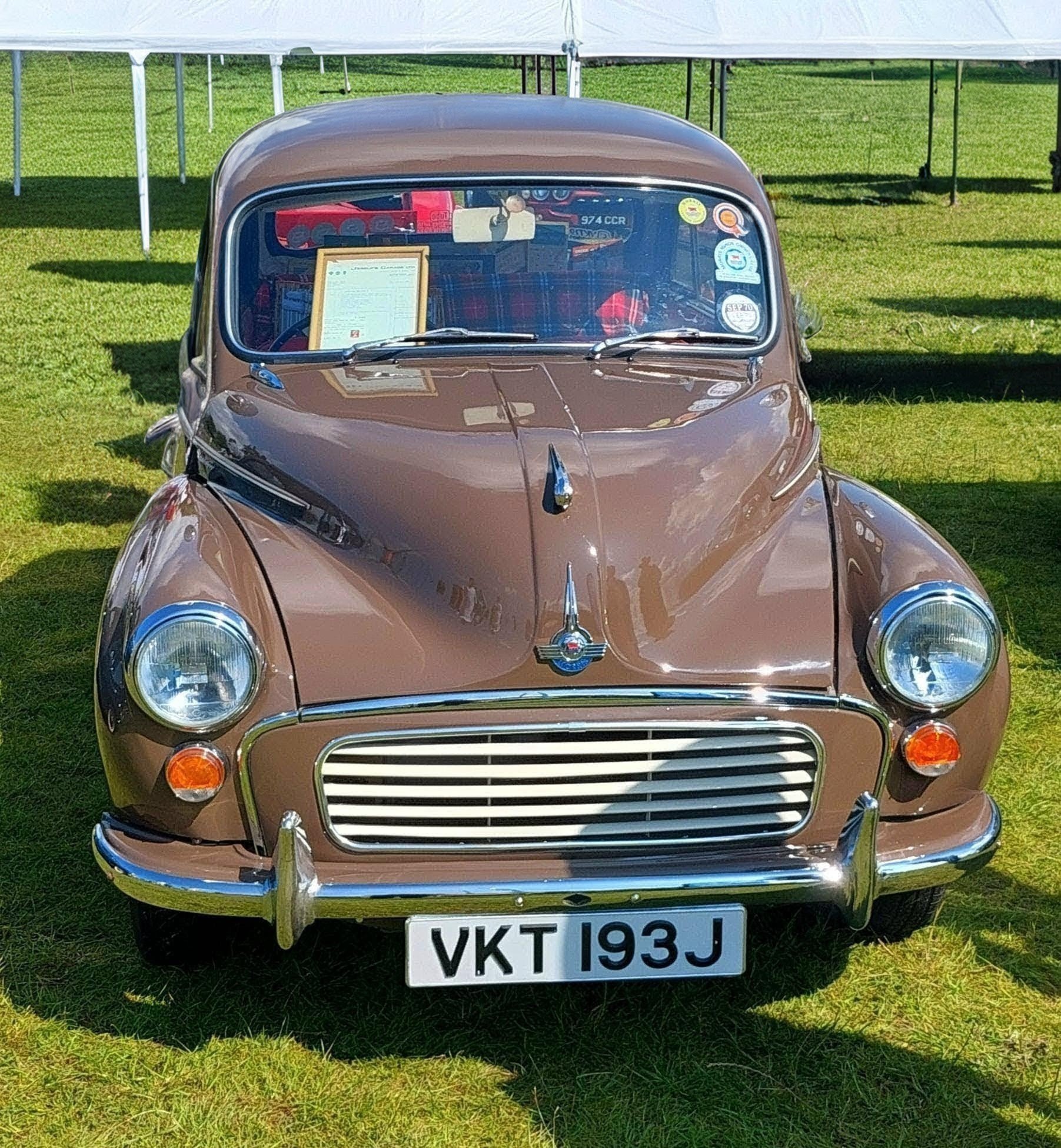 Lucy the Morris Minor Wallpaper Pack product image (1)
