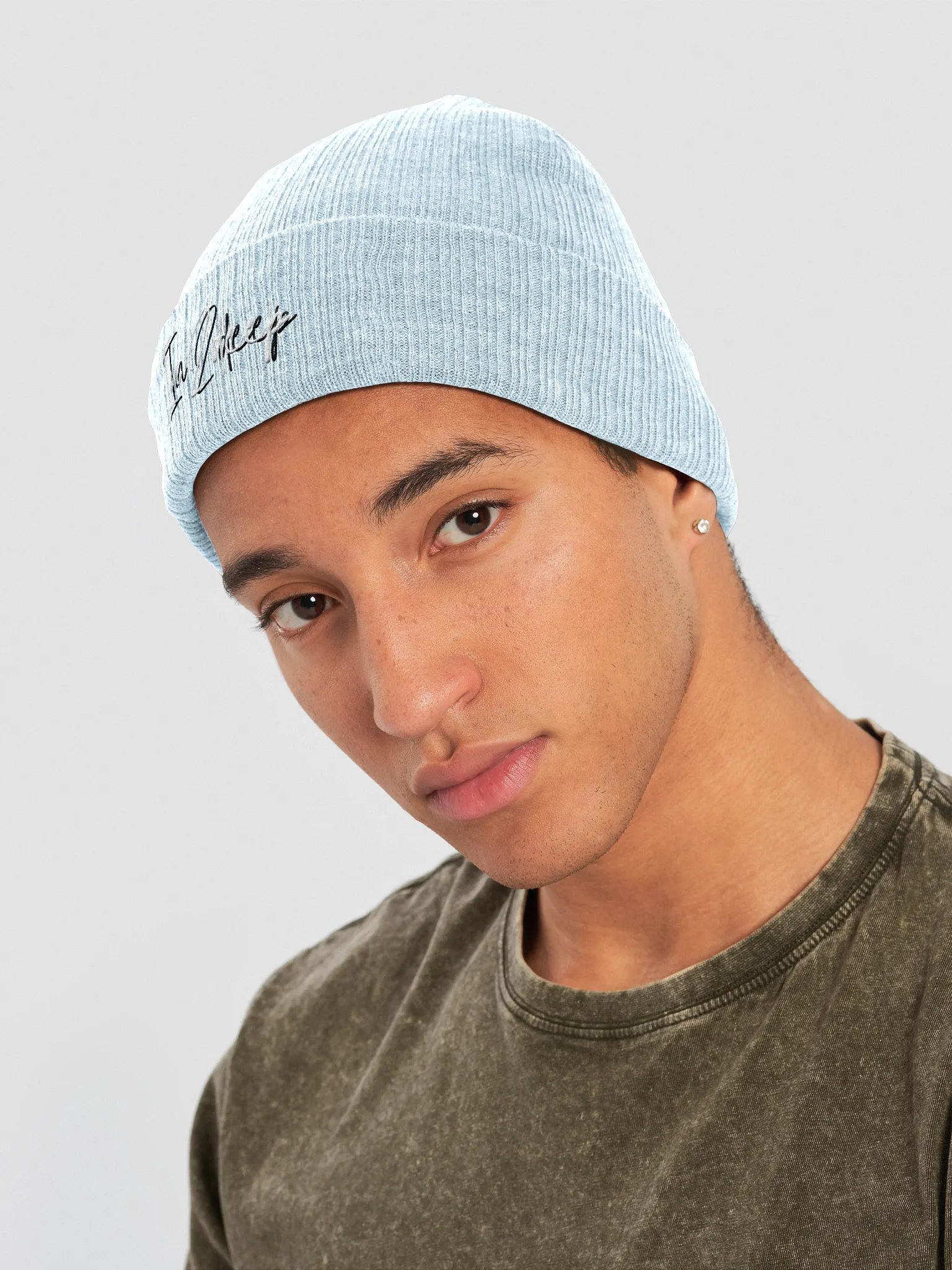 Beanie product image (3)