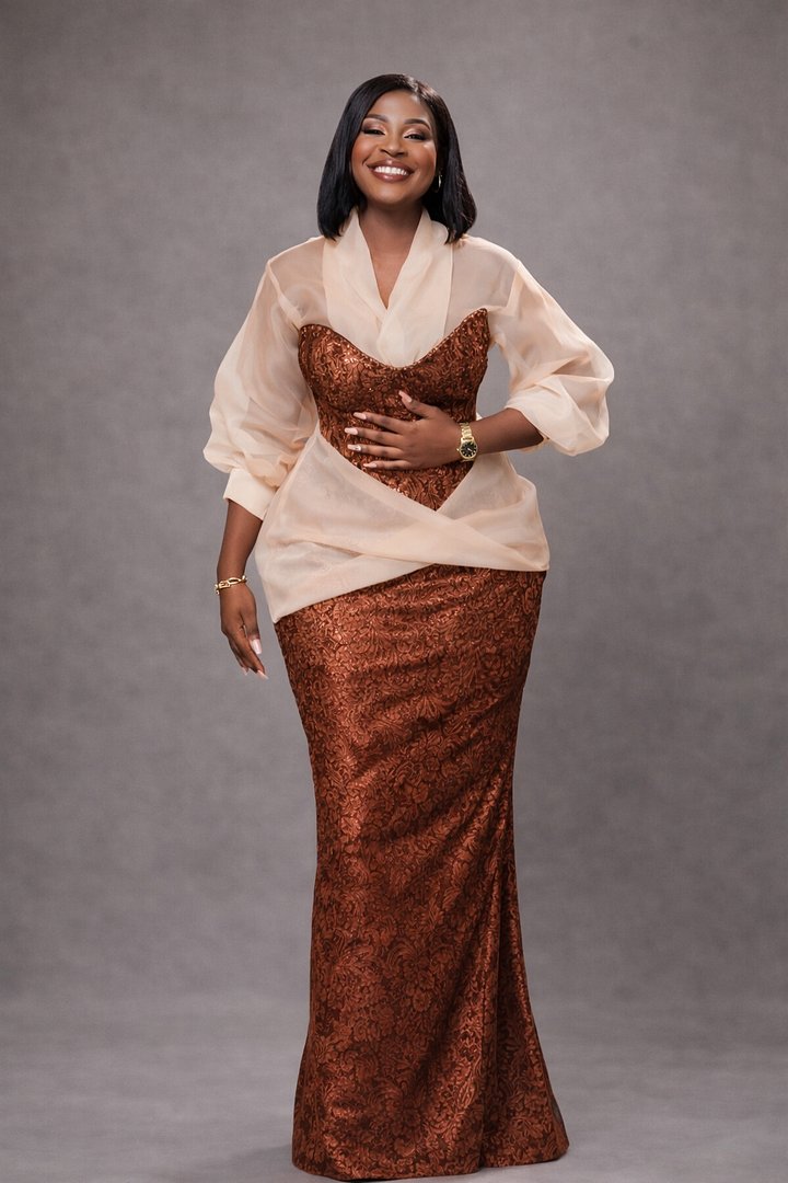 Luxury dress product image (1)