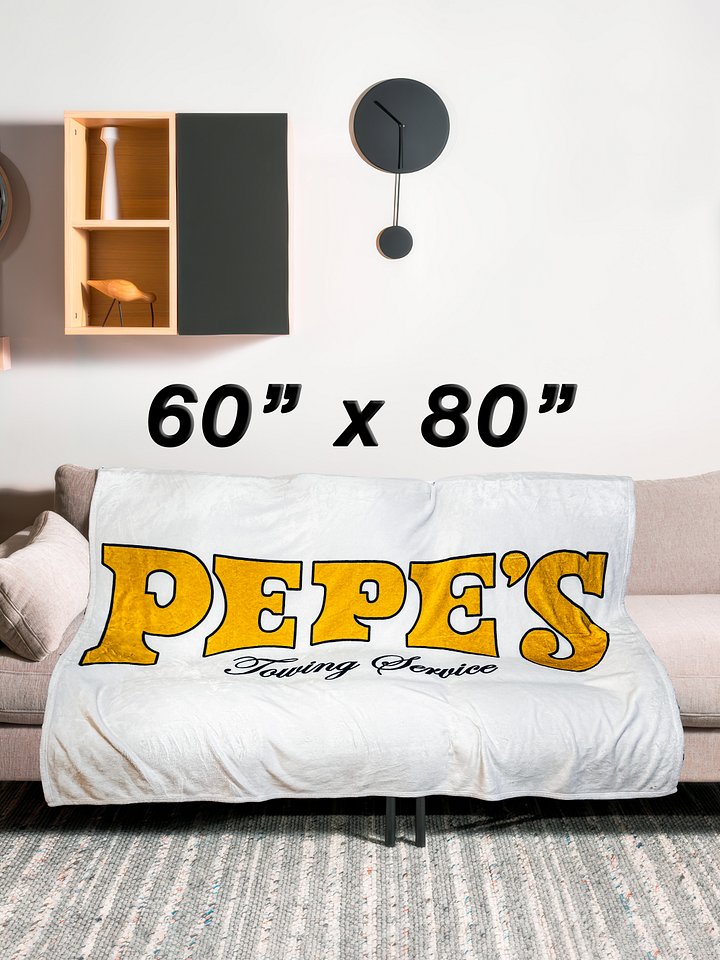 Pepe's Tow Blanket - White product image (1)