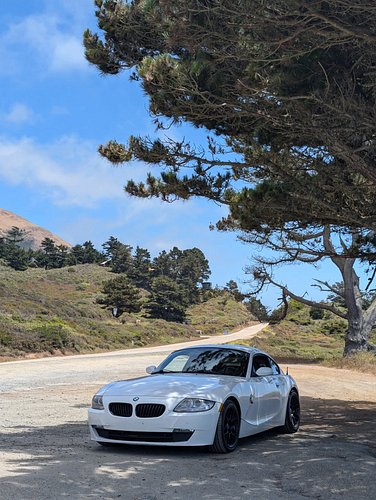 If you look at the last post, you can spot this tree. Just a little scoot down the road
.
.
.
.
.
.
#bmw #bmwz4 #z4coupe #z4 ...