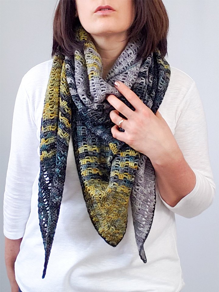 Fade to the Top of the Mountain Shawl Crochet Pattern product image (1)