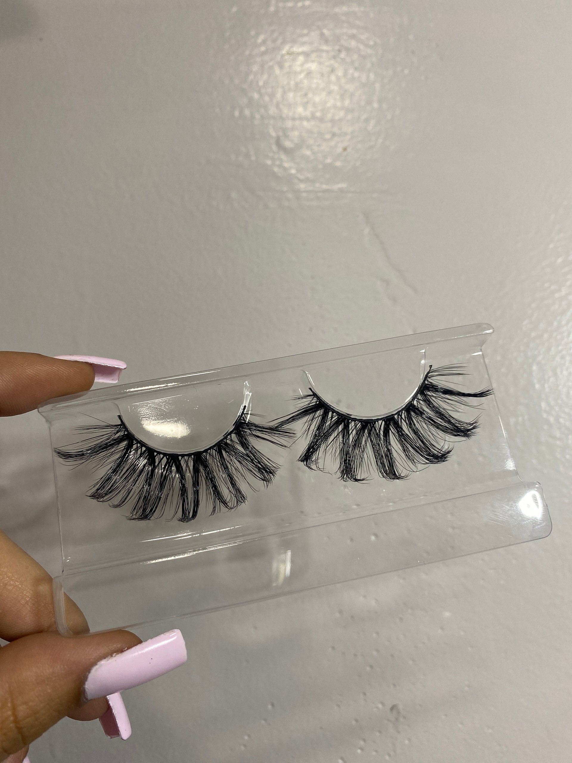 AvA Lashes product image (2)