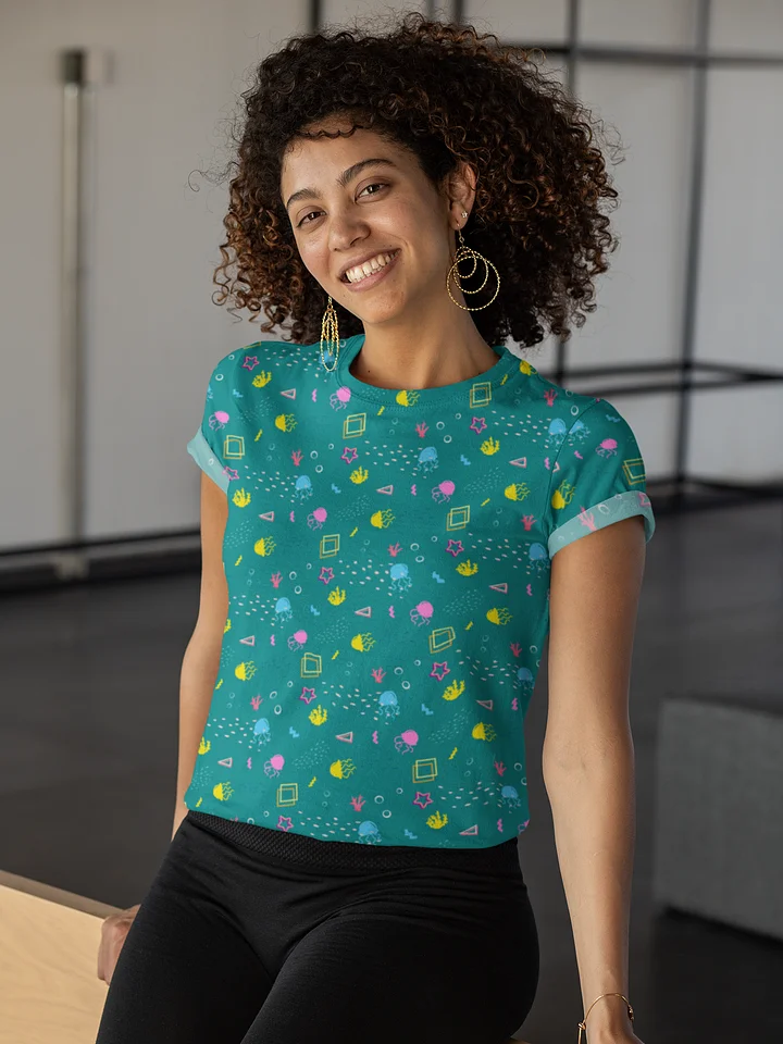 Shifty Seas pattern crop tee product image (1)