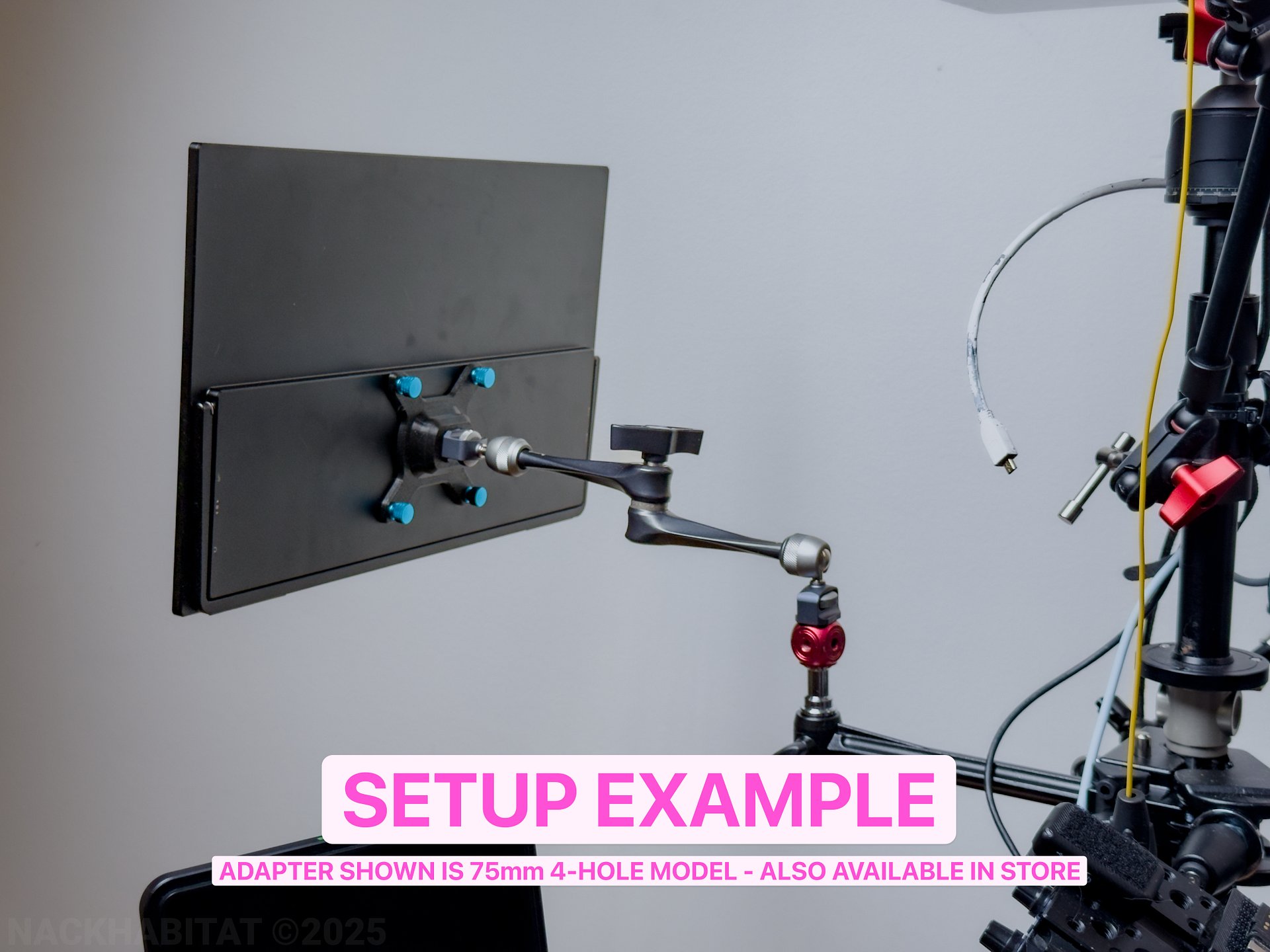 Portable Monitor 75+100mm VESA Adapter (4-Screw Version) product image (5)