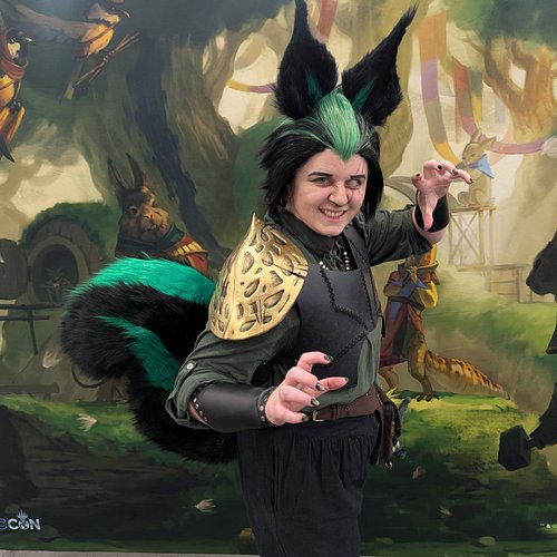 Had an absolute blast at #magiccon with @sherbertquake.cos !! Cosplayed as Chatterfang, my first commander, and even got my c...