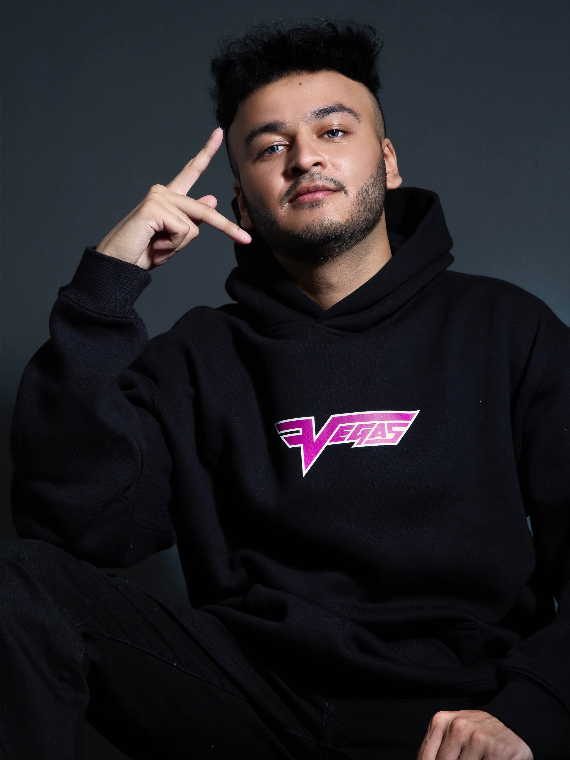 FaZe Vegas Pink Wordmark Hoodie product image (6)