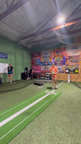 Mia had a lot of fun with this for sure 

# #amesiowa #softballfamily #pitchinglessons #bucketdad #pitchingpractice