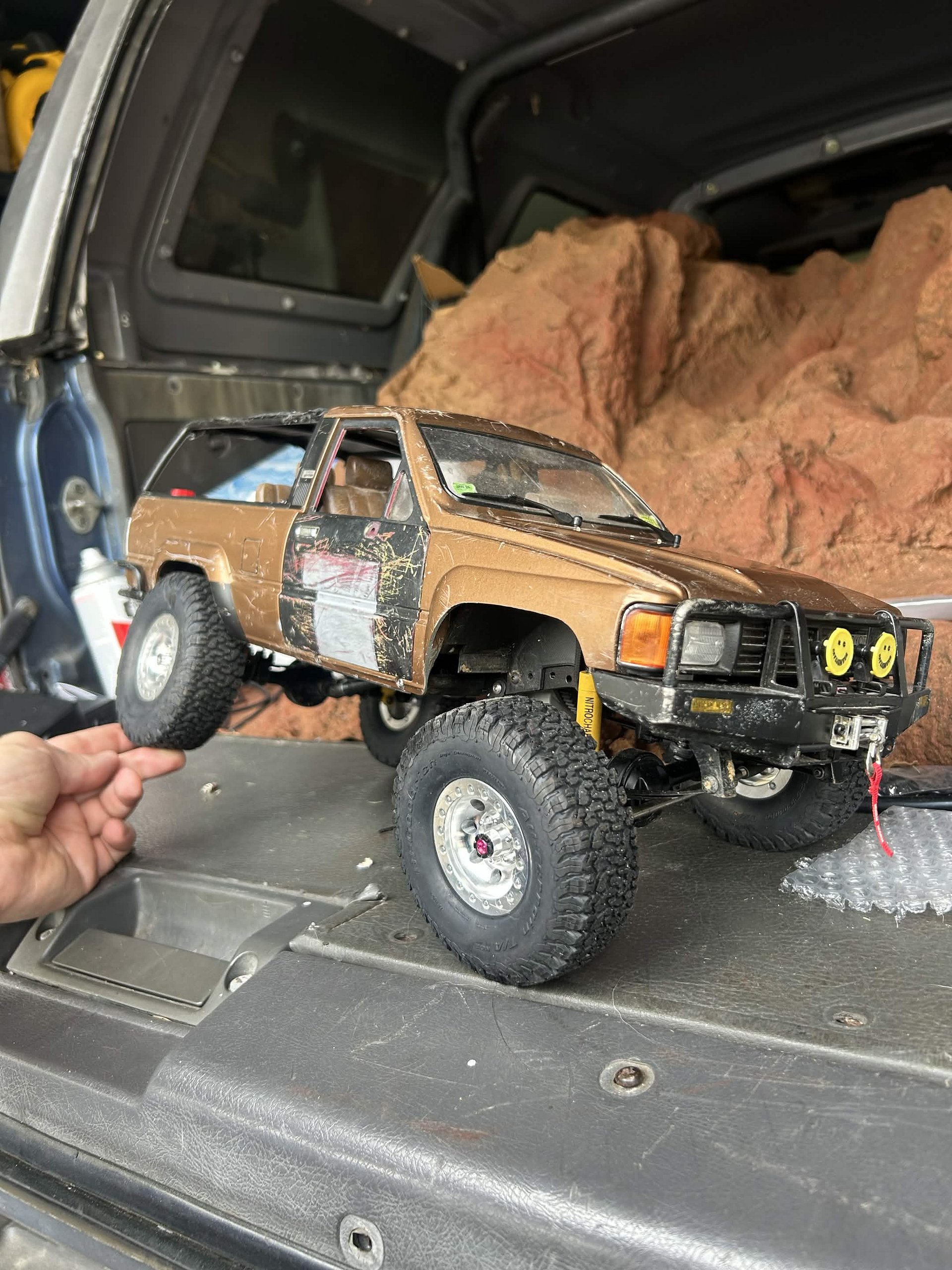 1/10 RC4WD 4Runner product image (5)