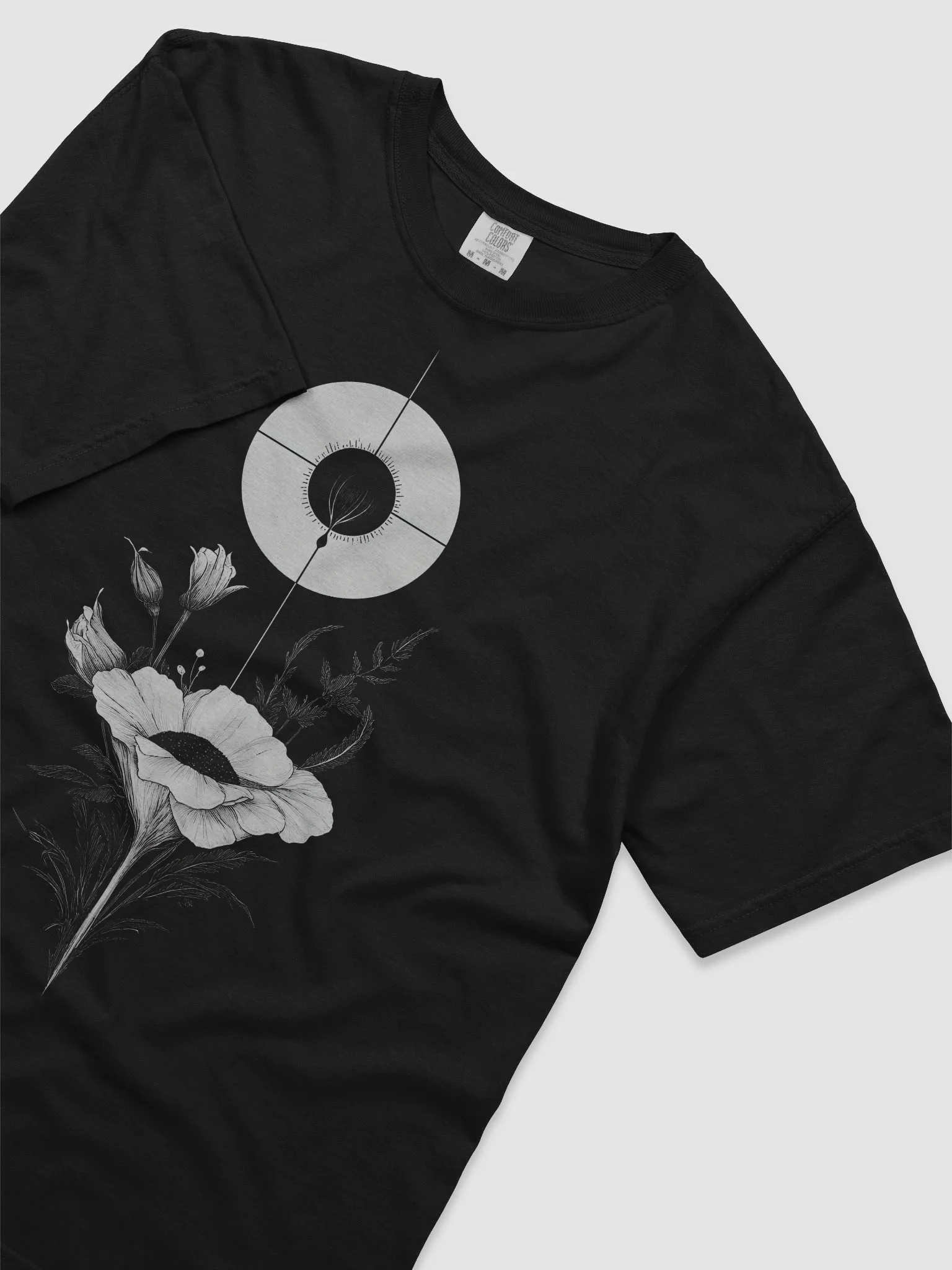 Offering Eye Black Short-Sleeve Graphic T-Shirt product image (5)