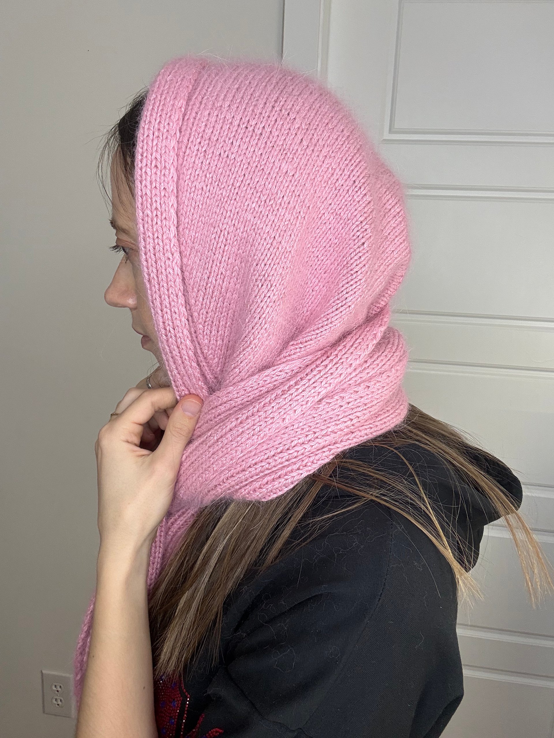 Knit Hat-Hood with Ties Pattern product image (8)