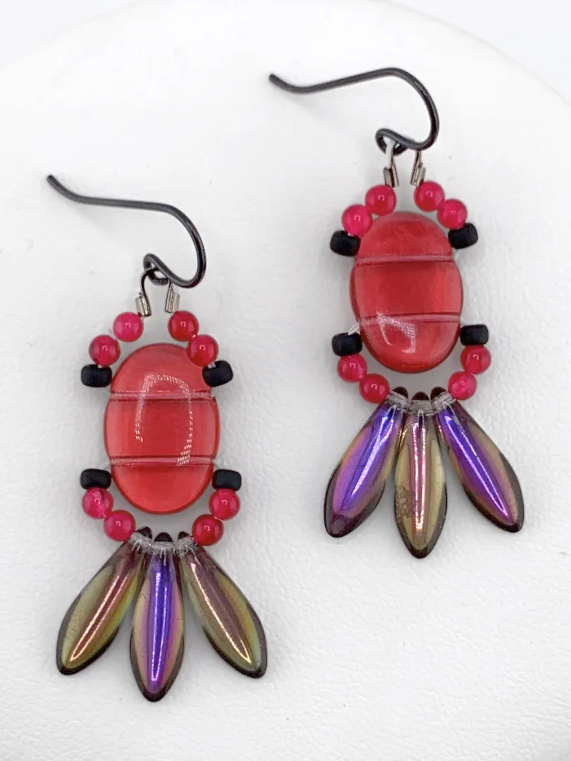 Pink and Purple Czrch Dagger Necklace and Earrings Set product image (3)