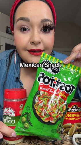 Mexican Snack perfect for the summer 
#mexicansnack #marranada #foodtruck #annettefreckles #956
@tostitos 
@lacostenamx 
@_me...