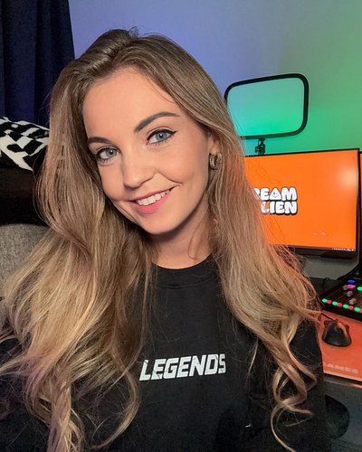 LEGENDS OF GAMING SEIZOEN 9 💚
Vorig seizoen was ik de winnaar van de sollicitaties en mocht ik meedoen in de finale afleverin...
