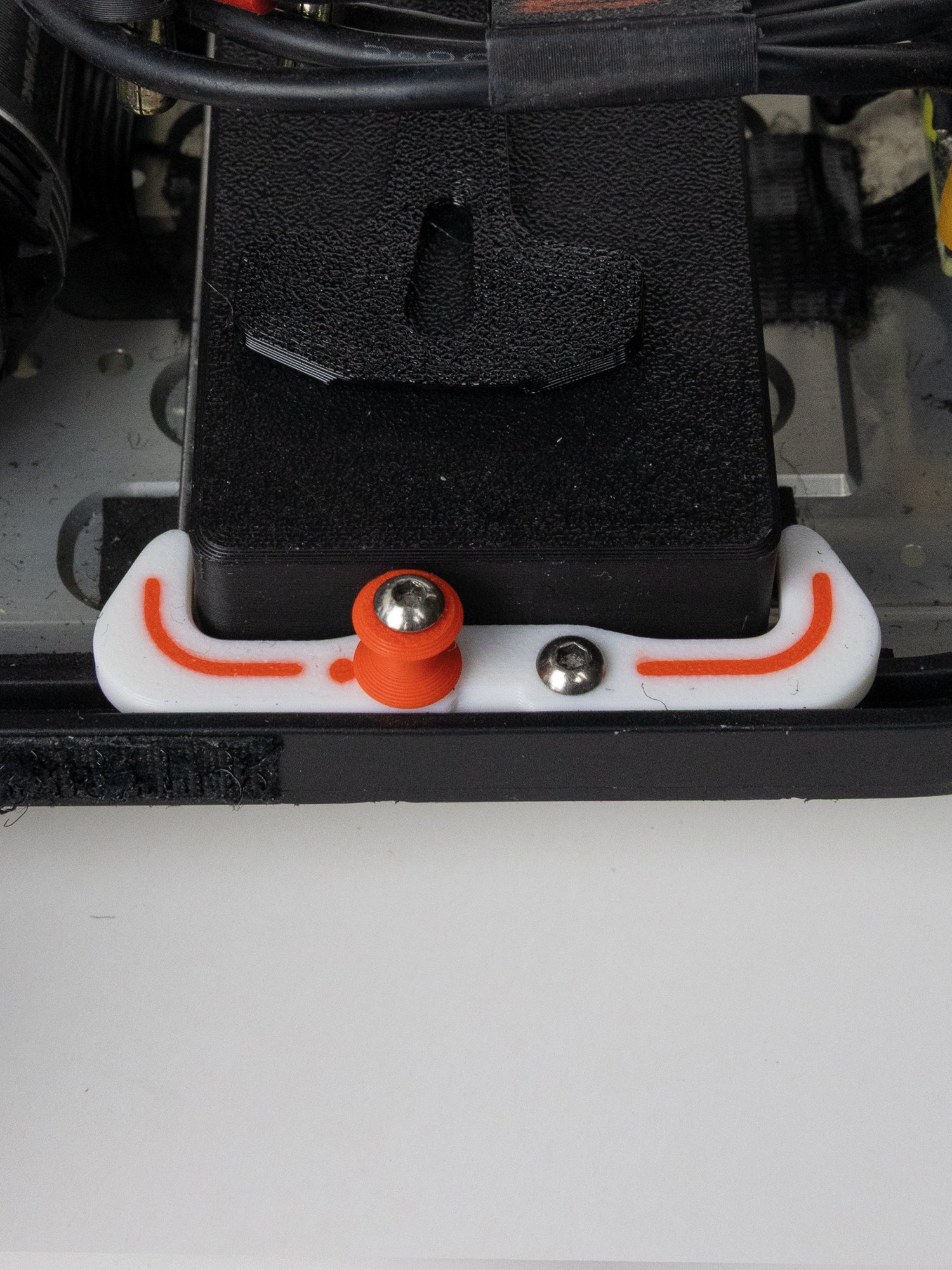 Battery holder, strap style - Xray XB2 product image (3)