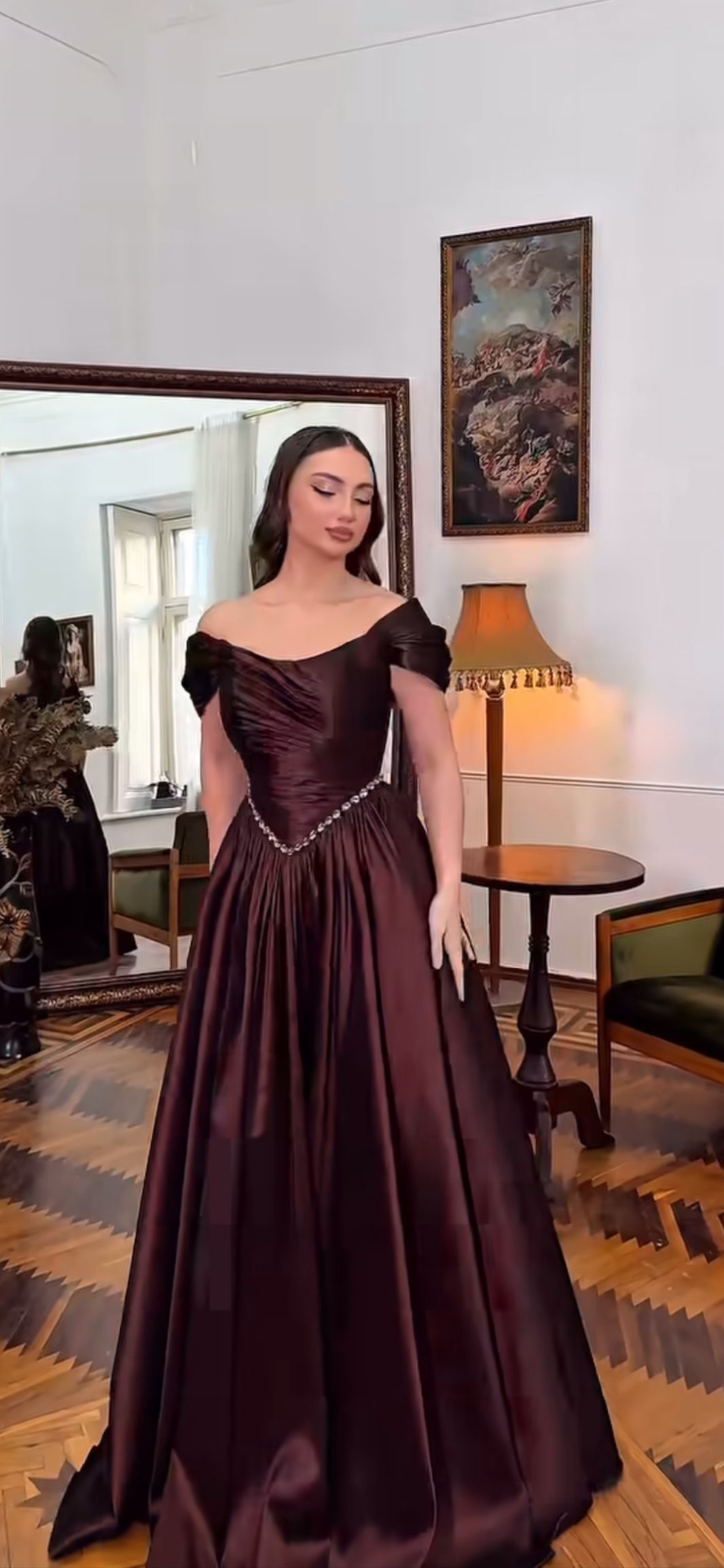 Luxury dress product image (2)