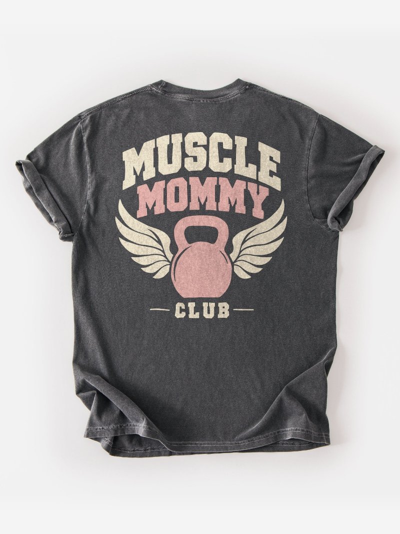 Muscle Mommy Club Oversized Gym Tee | Pump Cover product image (1)