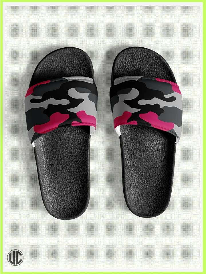 UnkoCon – Savage Pink Camo Women’s Slides product image (1)