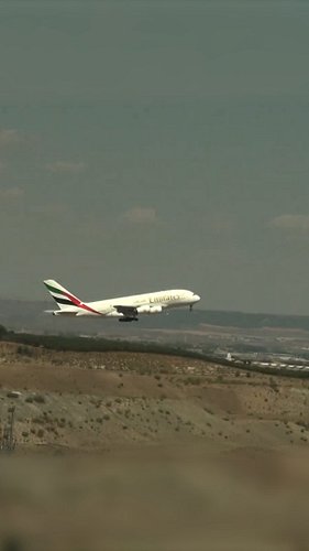 Superjumbo’s Slow Stow! (Airbus A380 Late Gear Retraction Departing Madrid)

Follow for more! 👤

A great video via PMOAviatio...
