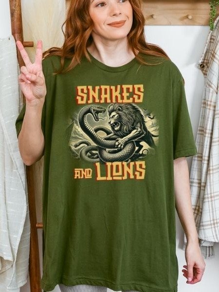 Dramione Snakes and Lions Vintage Pulp Mystery Harry Potter Shirt product image (7)