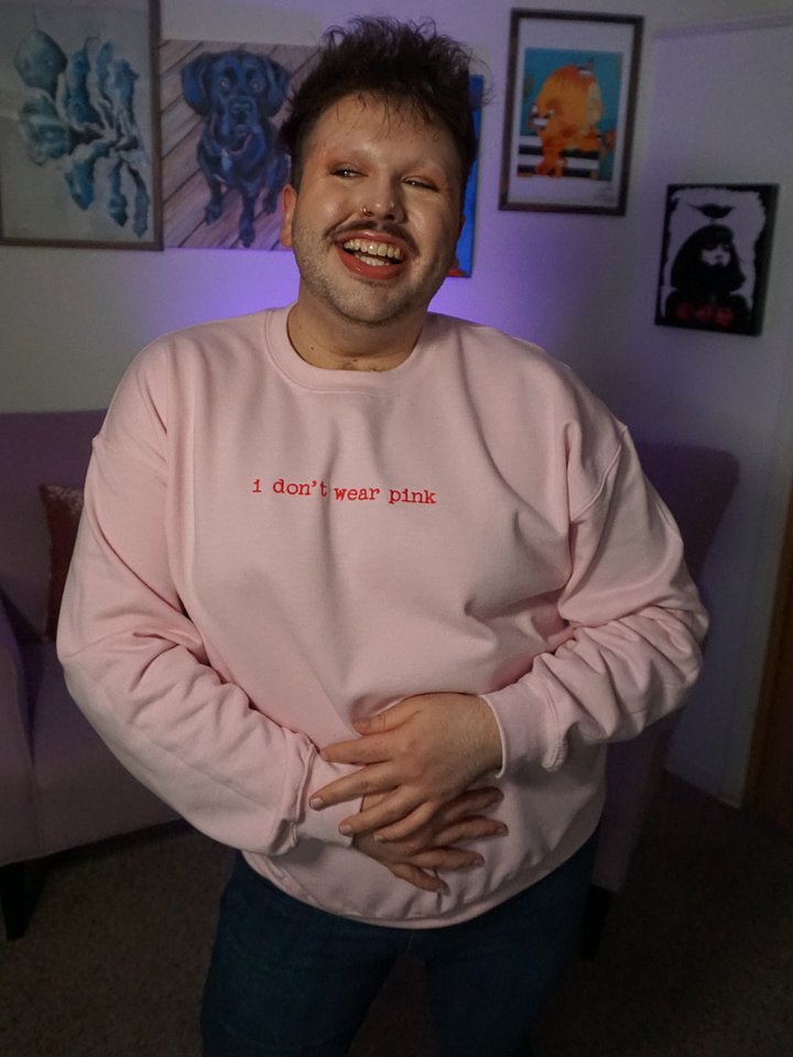 i don’t wear pink crew product image (2)