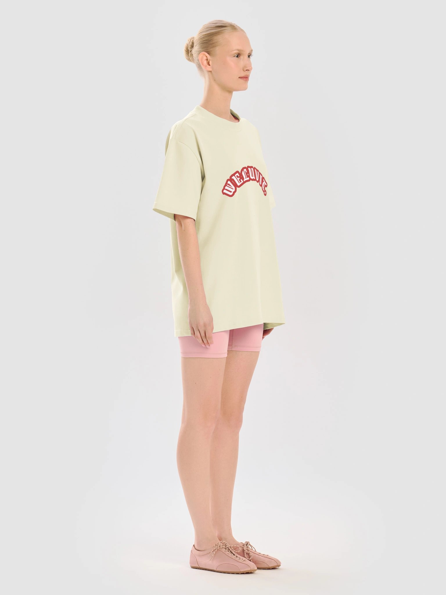 WELUVIT Tee product image (23)
