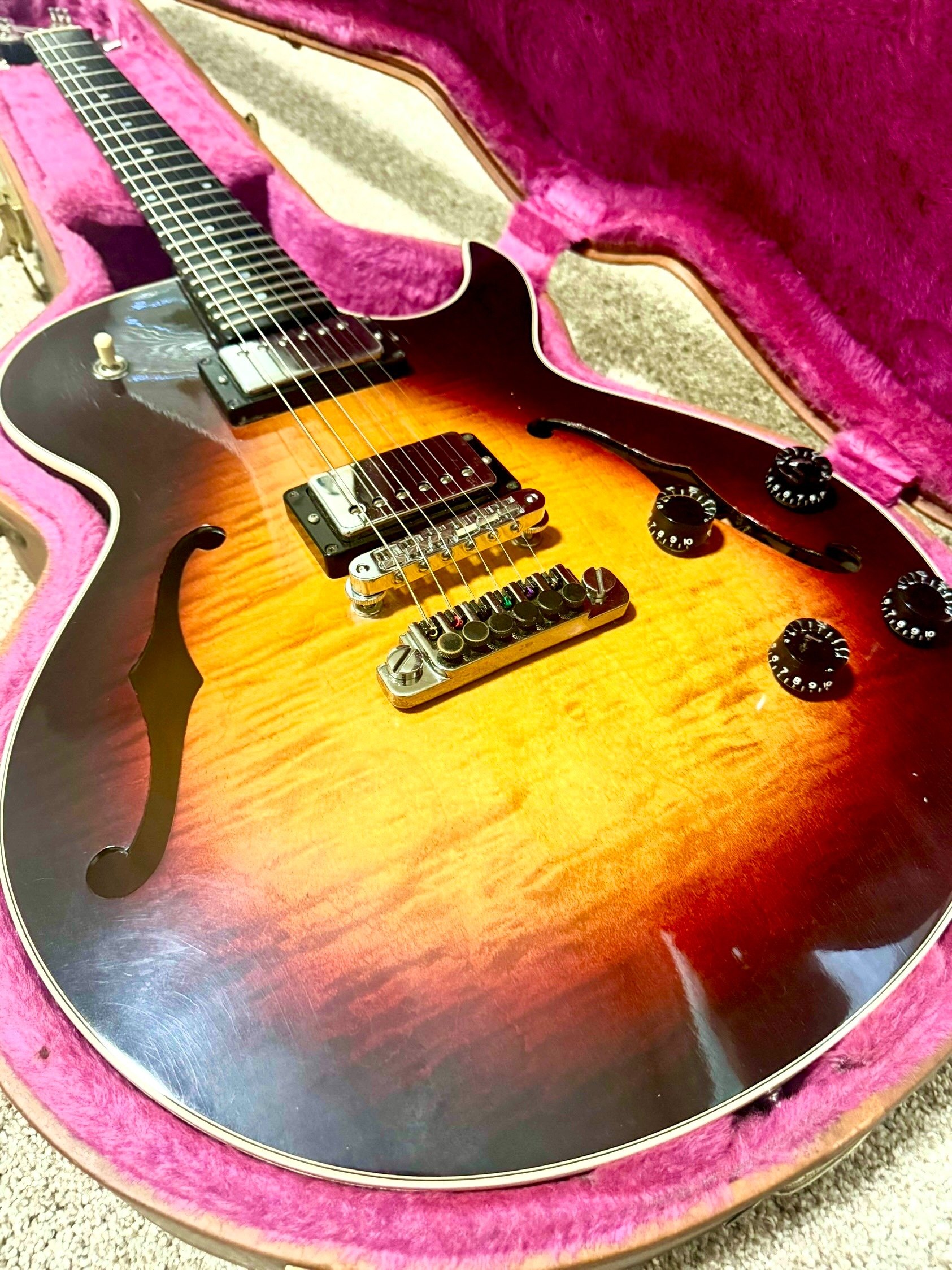 1982 Gibson "HOWARD ROBERTS FUSION #1" Tobacco Burst + OHSC product image (1)