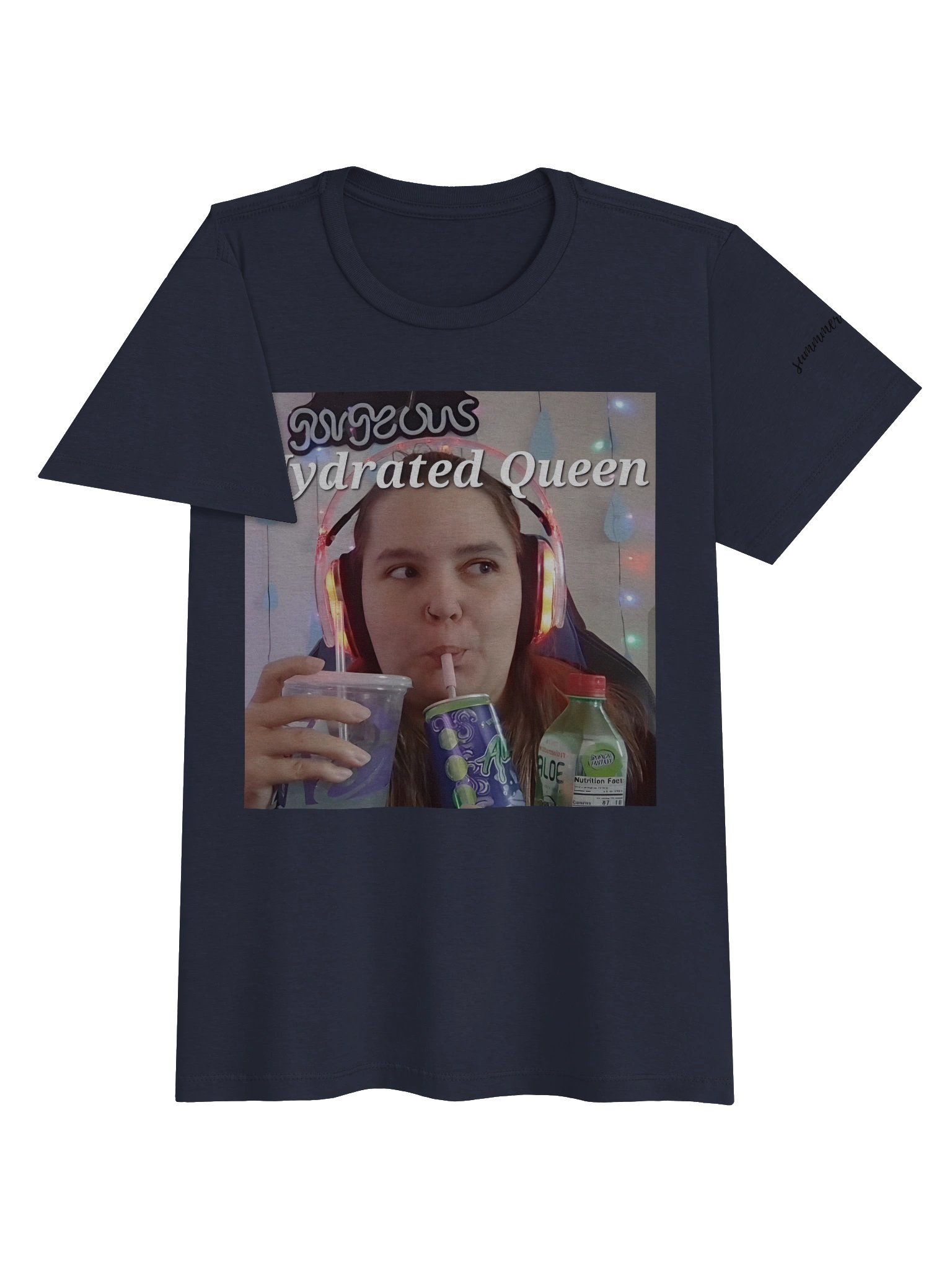 Hydrated Queen Shirt product image (13)