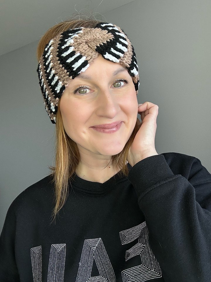 Interlocking Crochet Ear Warmer With Twisted Front - Kids to Adult sizes product image (1)
