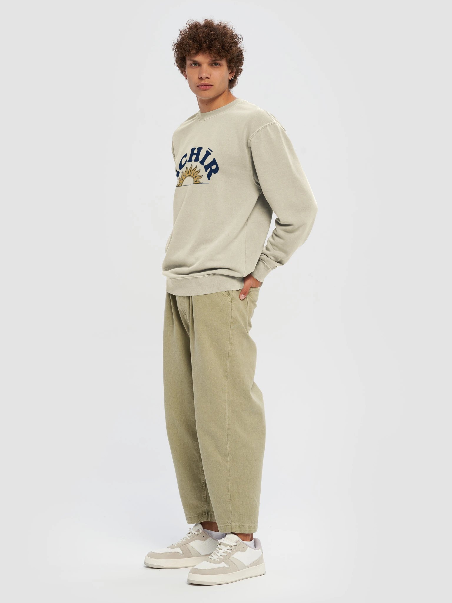 SUN ARC FRONT CREWNECK product image (85)