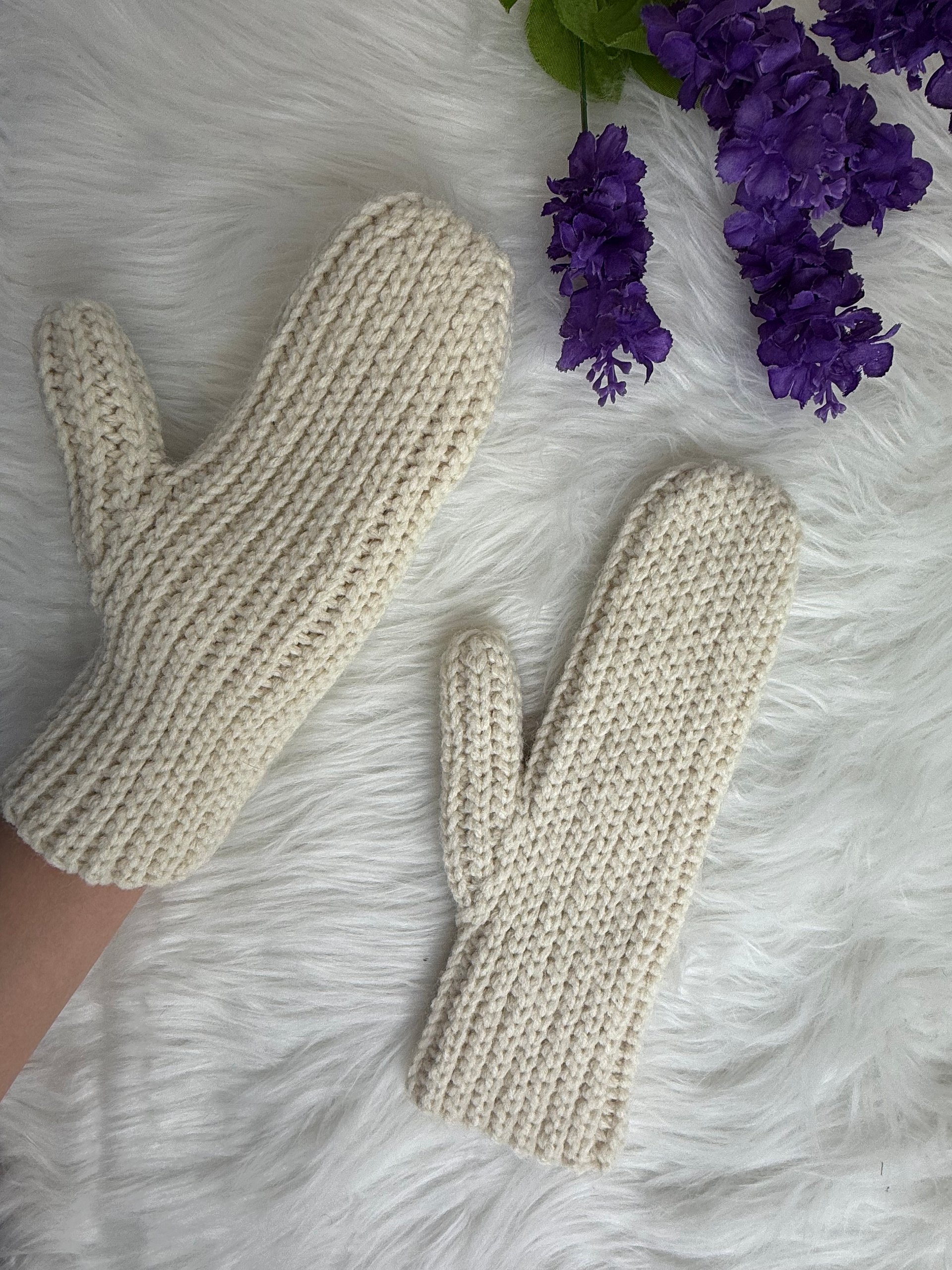 Crochet Couple-Style Mittens Pattern product image (4)