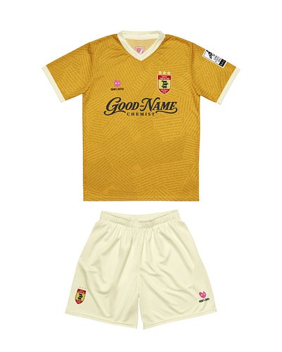 Cattle Traffic Jam FC Away Jersey just dropped.

Built on a yellow base with a newspaper-style collage pattern across the shi...