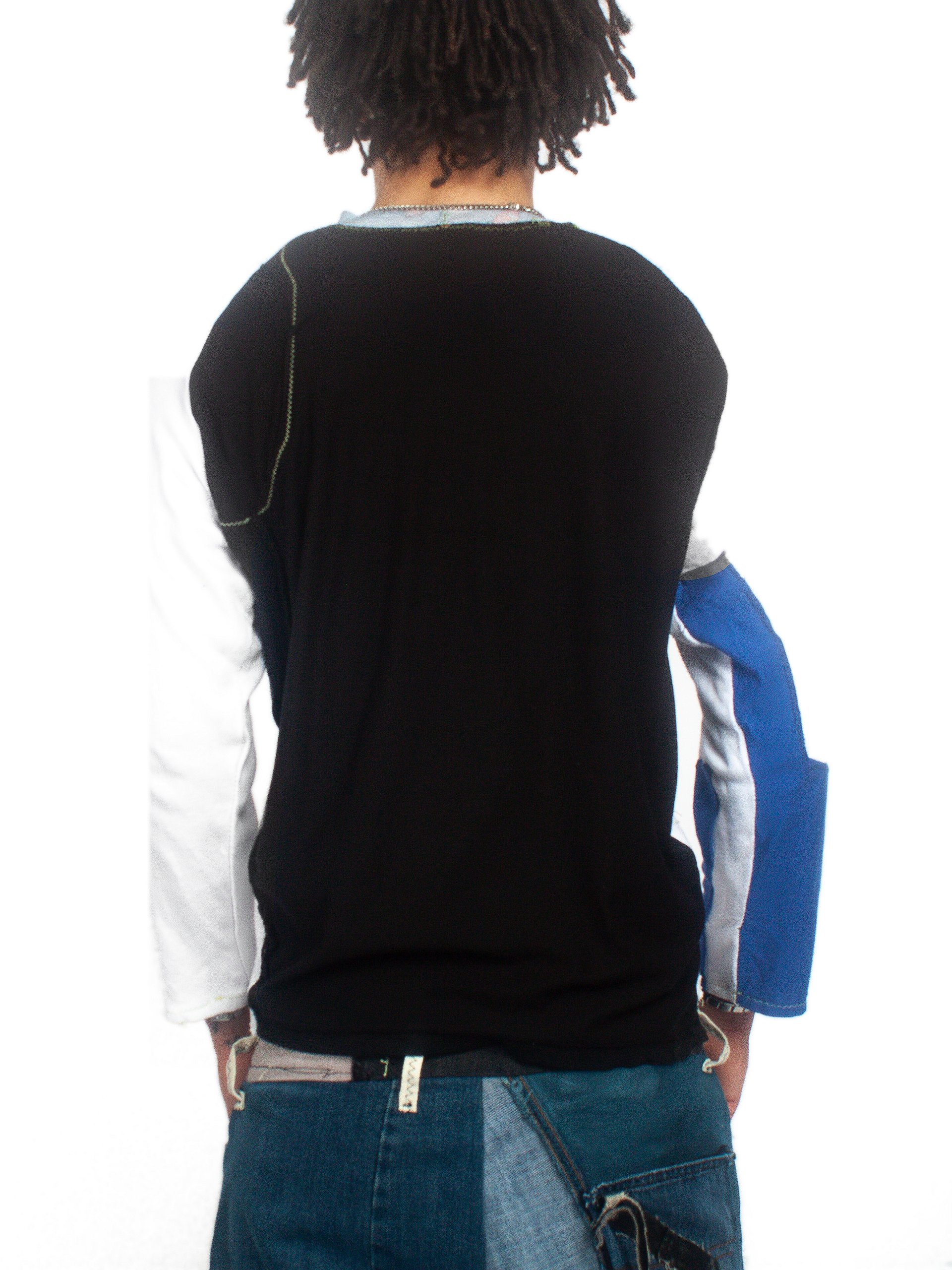 RAGLAN LONG SLEEVE TEE - 2 BUTTON - W/B product image (4)