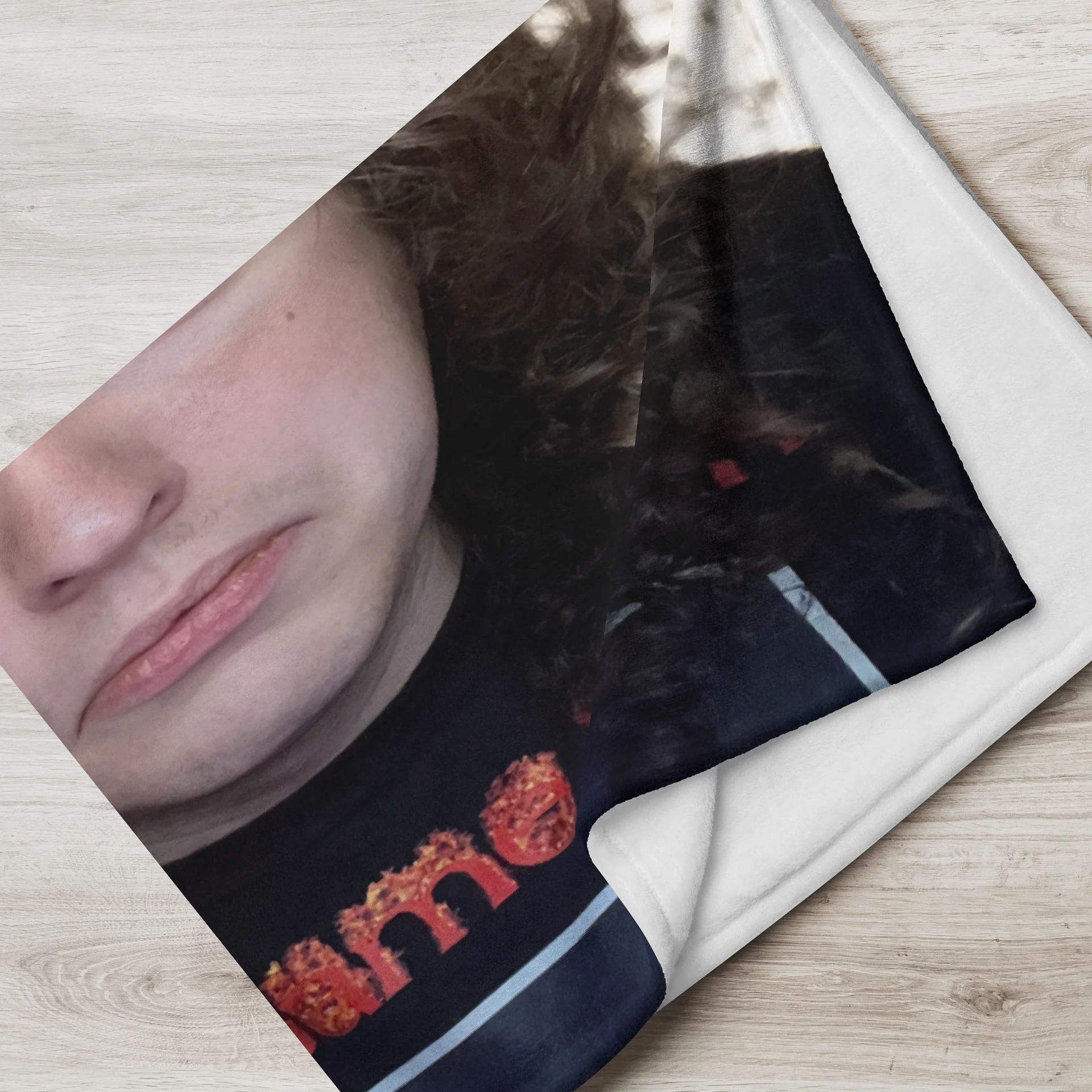 unflattering blanket product image (2)