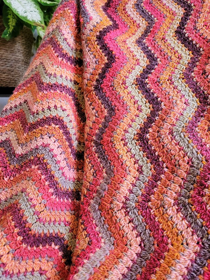 Huzzah Cluster Ripple Blanket Crochet Pattern product image (1)
