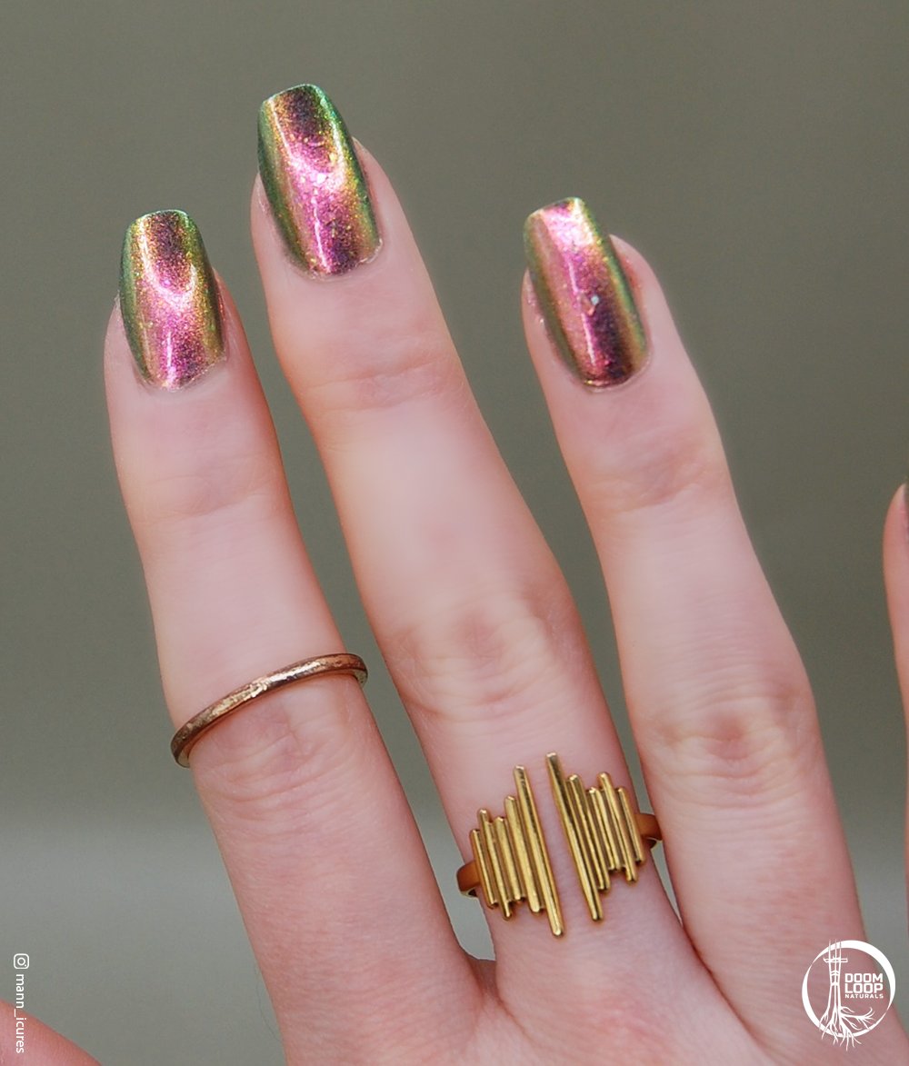 THE MADNESS OF CROWDS - Pink Green Gold Multichrome Nail Polish product image (3)