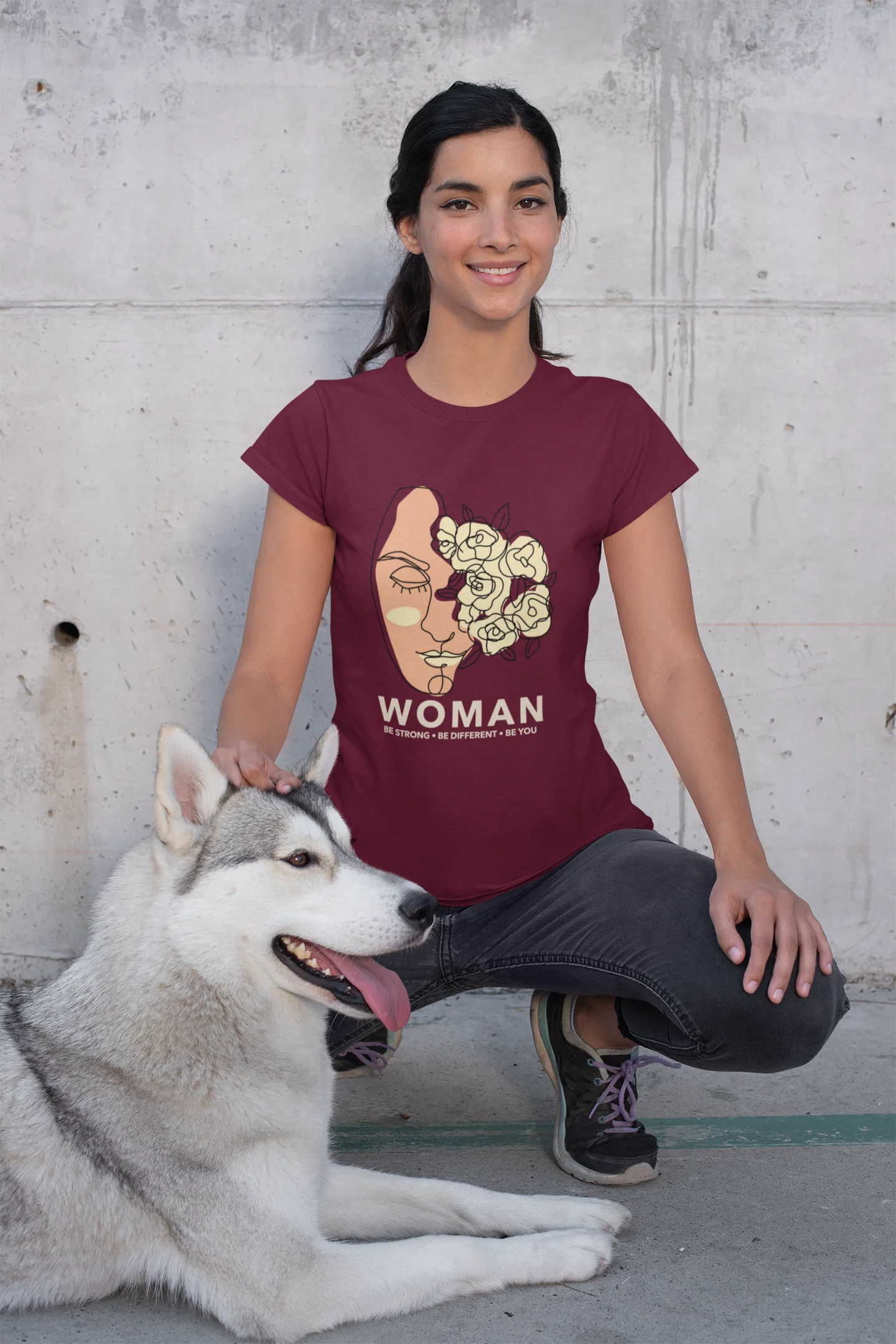 Woman Be Strong Floral Graphic Tee product image (11)