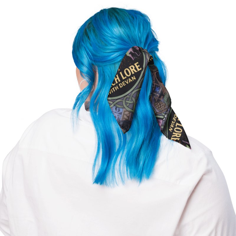 PORCH LORE DEVAN PERIWINKLE MOTH SCARF product image (7)