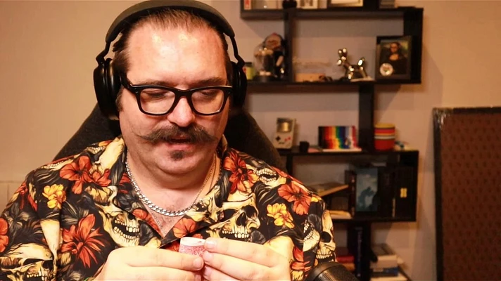 Video thumbnail