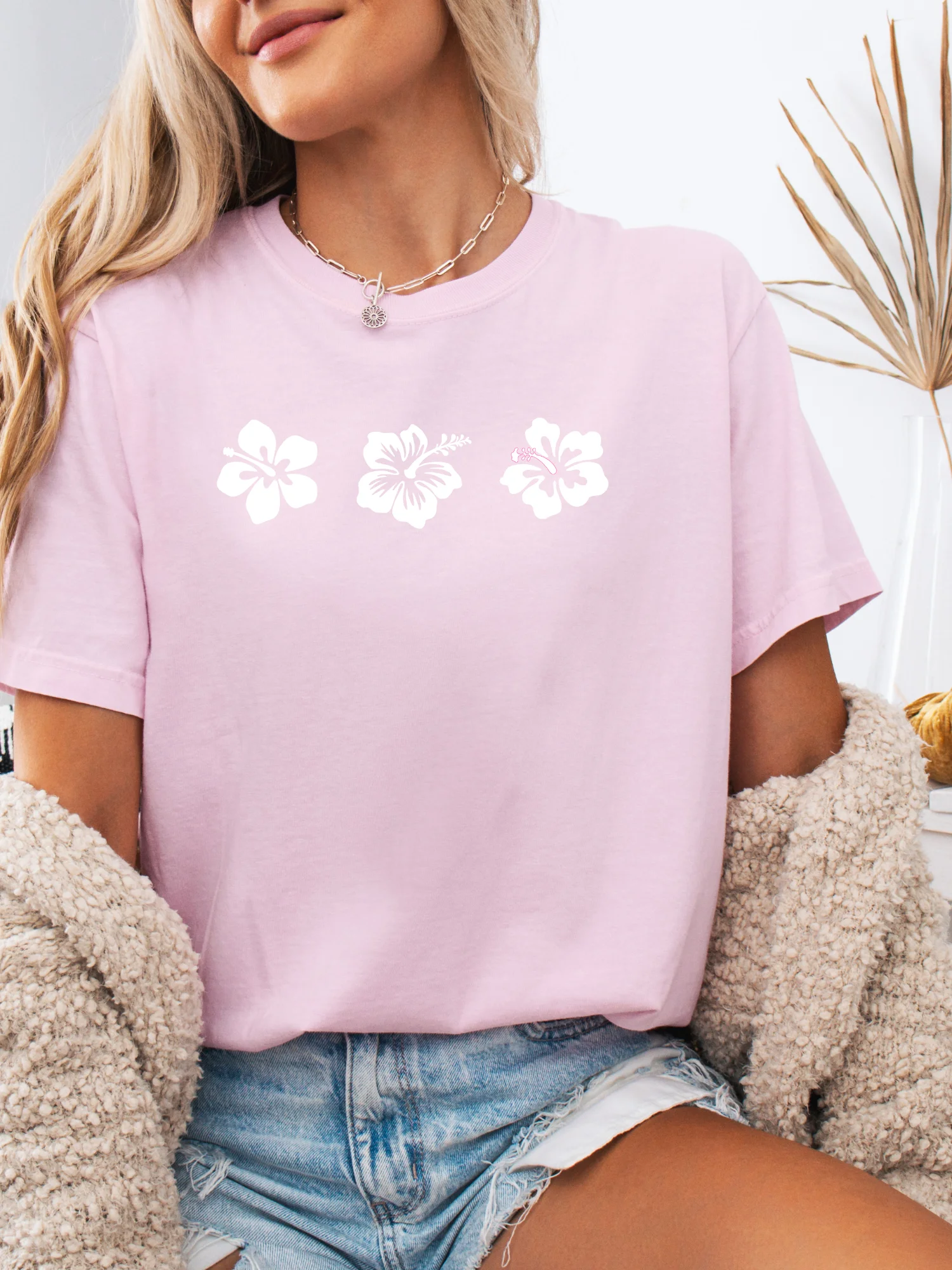 Comfort Colors 3 Hibiscus Shirt product image (7)