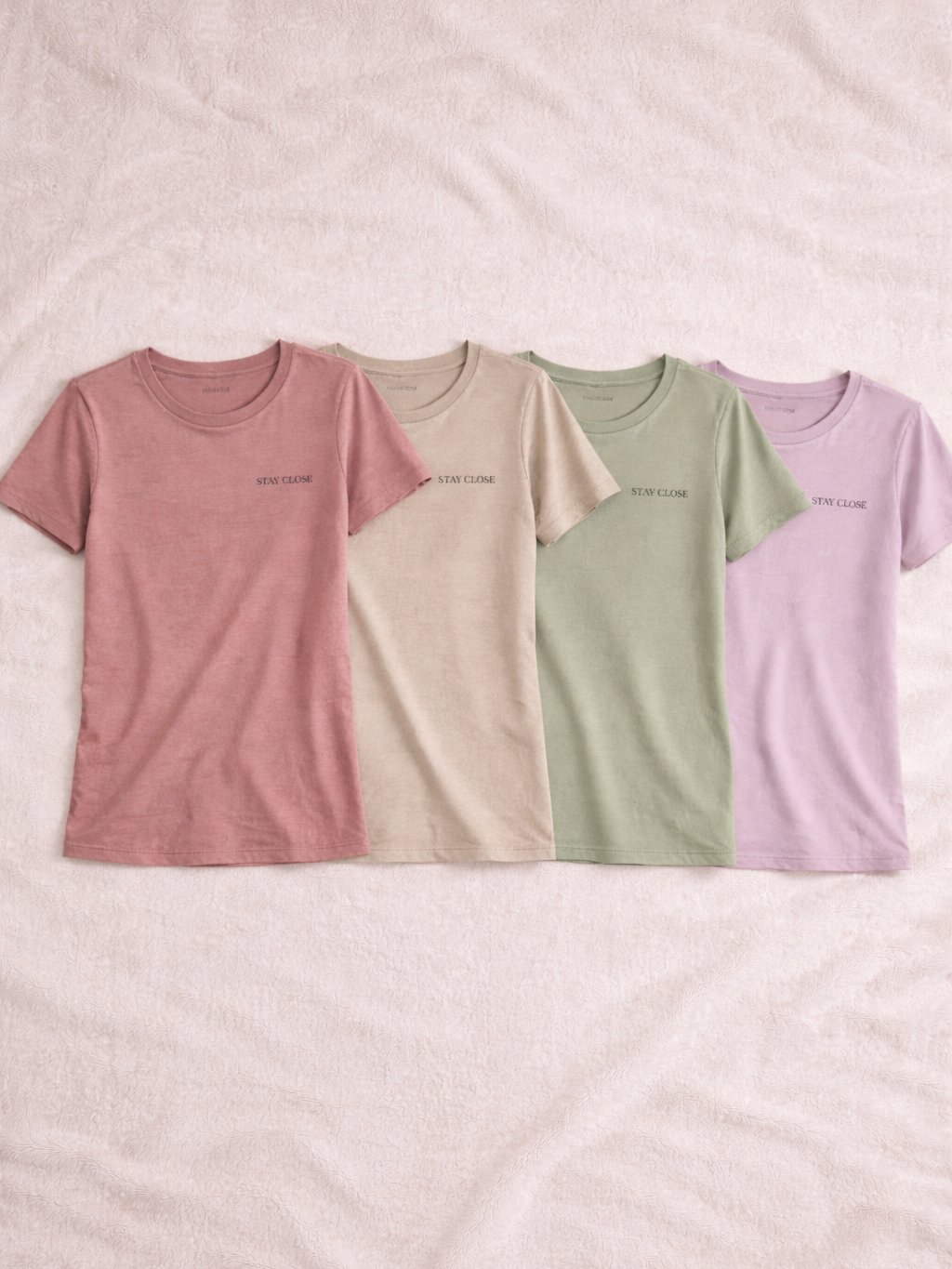STAY CLOSE — WOMEN’S RELAXED T-SHIRT product image (2)