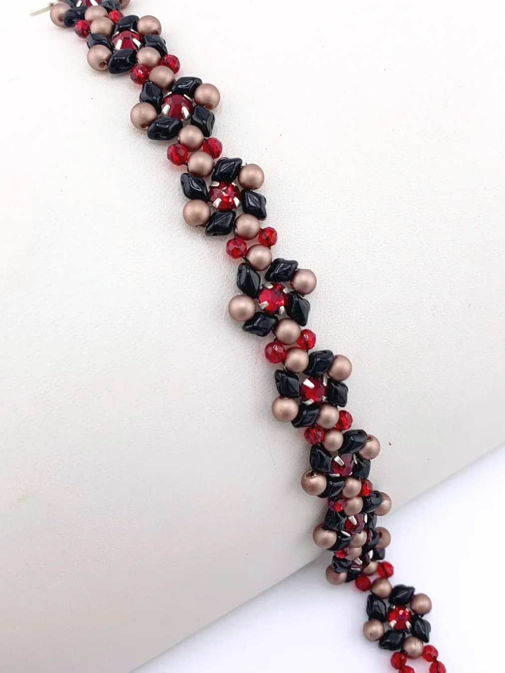 Cherry Picked Crystal Beaded Bracelet - Red/Black product image (3)