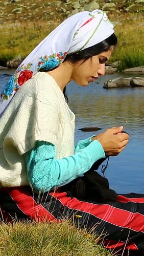 Tekst star 100 godina - Aleksa Šantić na potoku 🎶❤️