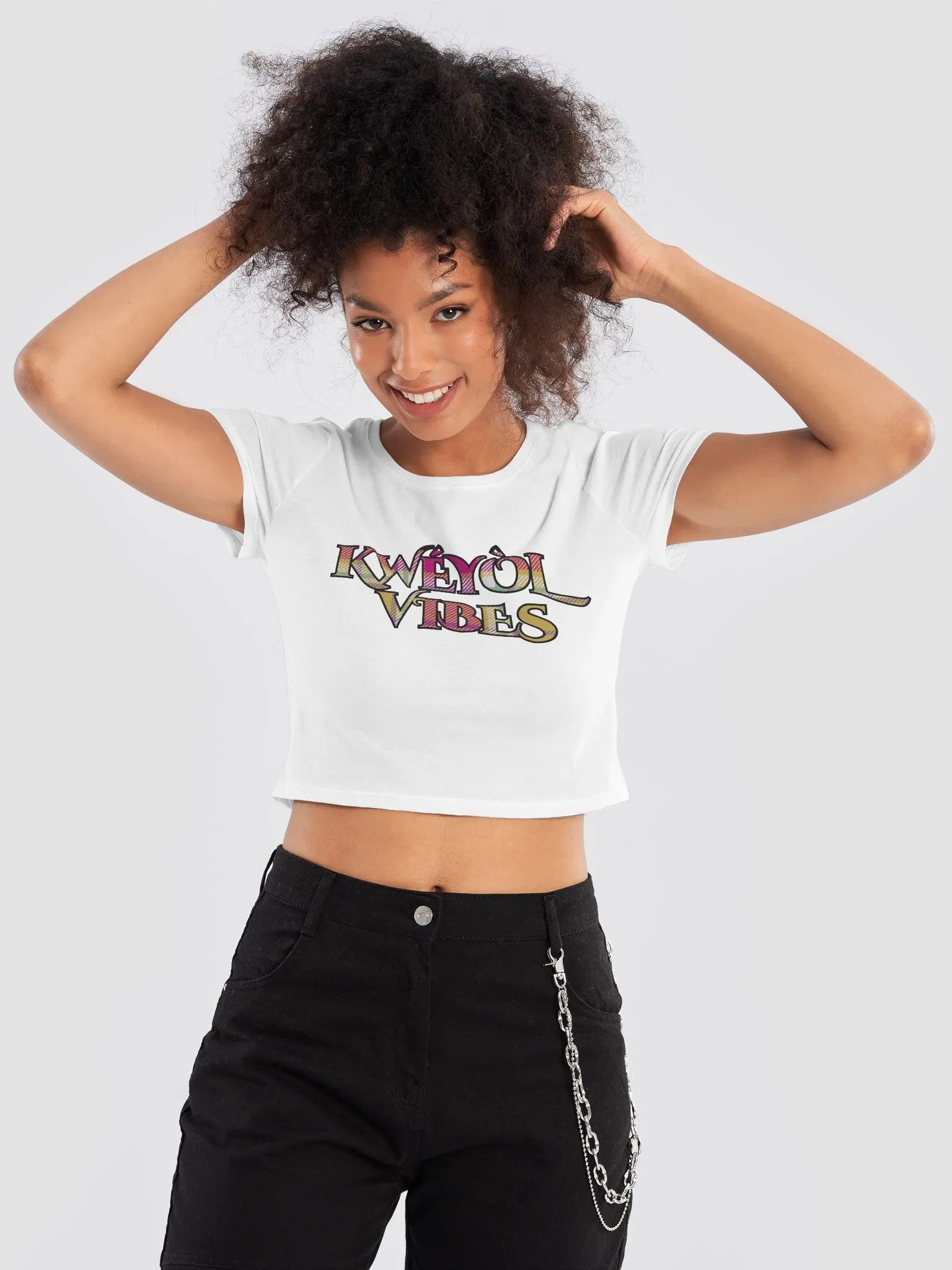 KWÉYÒL VIBES Crop Tee product image (24)