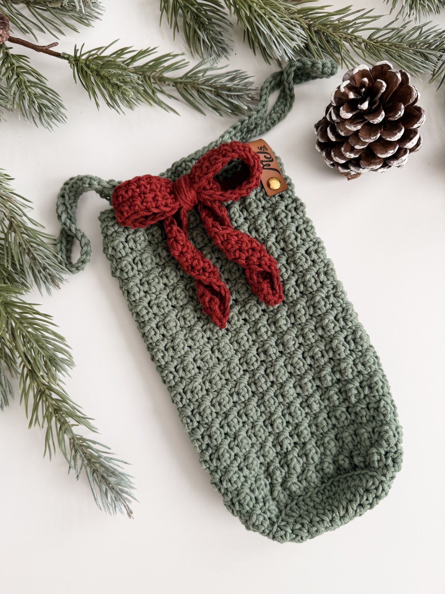 Winterberry Wine Bottle Cozy Crochet Pattern product image (3)